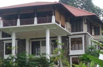 gambar rumah berhantu.jpg
