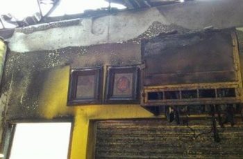 gambar kalimah allah terselamat dari kebakaran.jpg