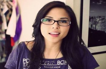 6 Sebab Kenapa Lelaki Tertarik Dengan Gadis Nerd
