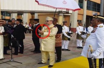 Perkara Pelik Yang Berlaku Semasa Majlis Pemasyhuran Yang Dipertuan Agong Baru