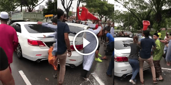 Bukan Sekadar Bunyikan Hon, Saksi Dedah Kisah Sebenar Jemaah Masjid Pukul Pemandu Kereta Cina 1 Pukul Pemandu Kereta Cina