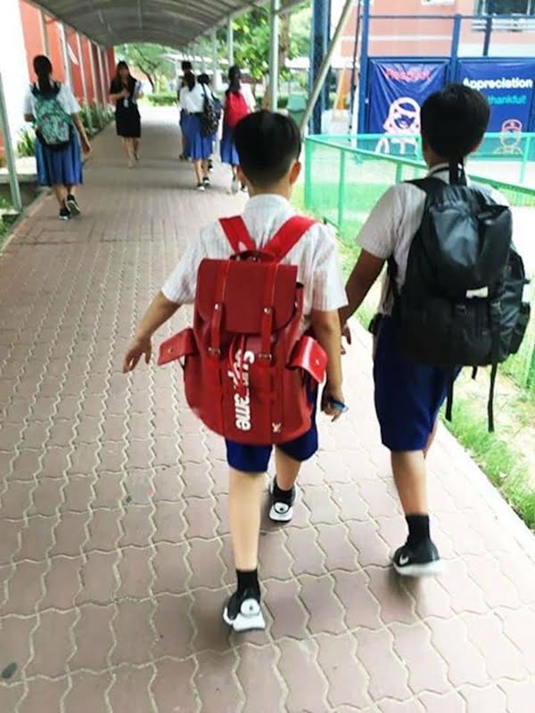 Budak Sekolah Bawa Beg Berharga RM46k Ke Sekolah Benar atau Tidak? 2 pakai beg mahal
