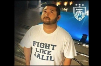 tmj sedih kerana adik