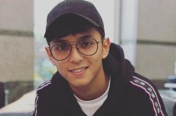 Aiman Tino rebus ketupat sampai hangus